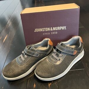 Johnston & Murphy Little Kid Activate U-Throat Nubuck Shoes 12M